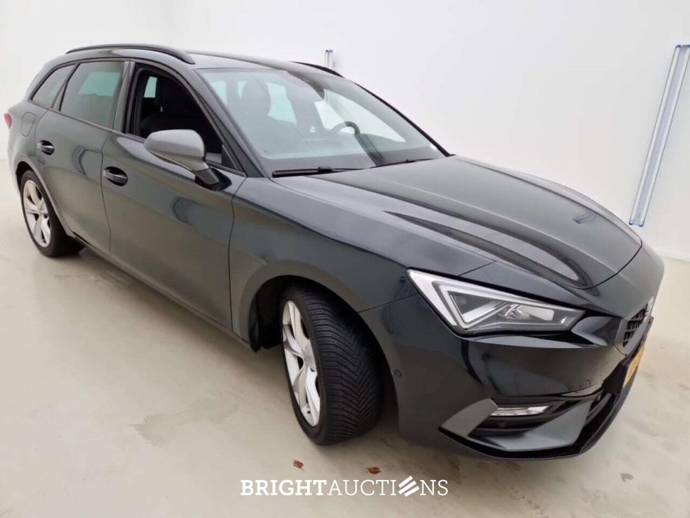 SEAT Leon FR ST Business Intense 1.0 TSI 110pk 2022 (Origineel-NL), R-319-NB