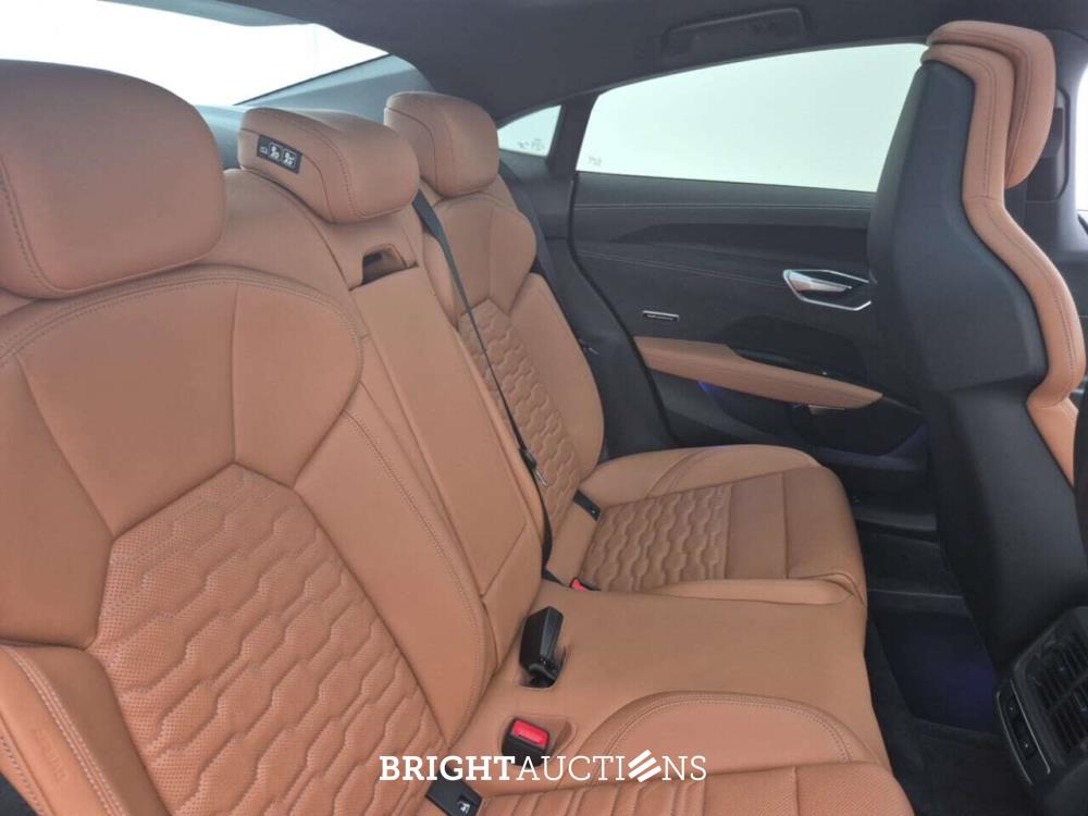 Audi e-tron GT GT 93 kWh 476pk 2023 (Origineel-NL), X-159-JX