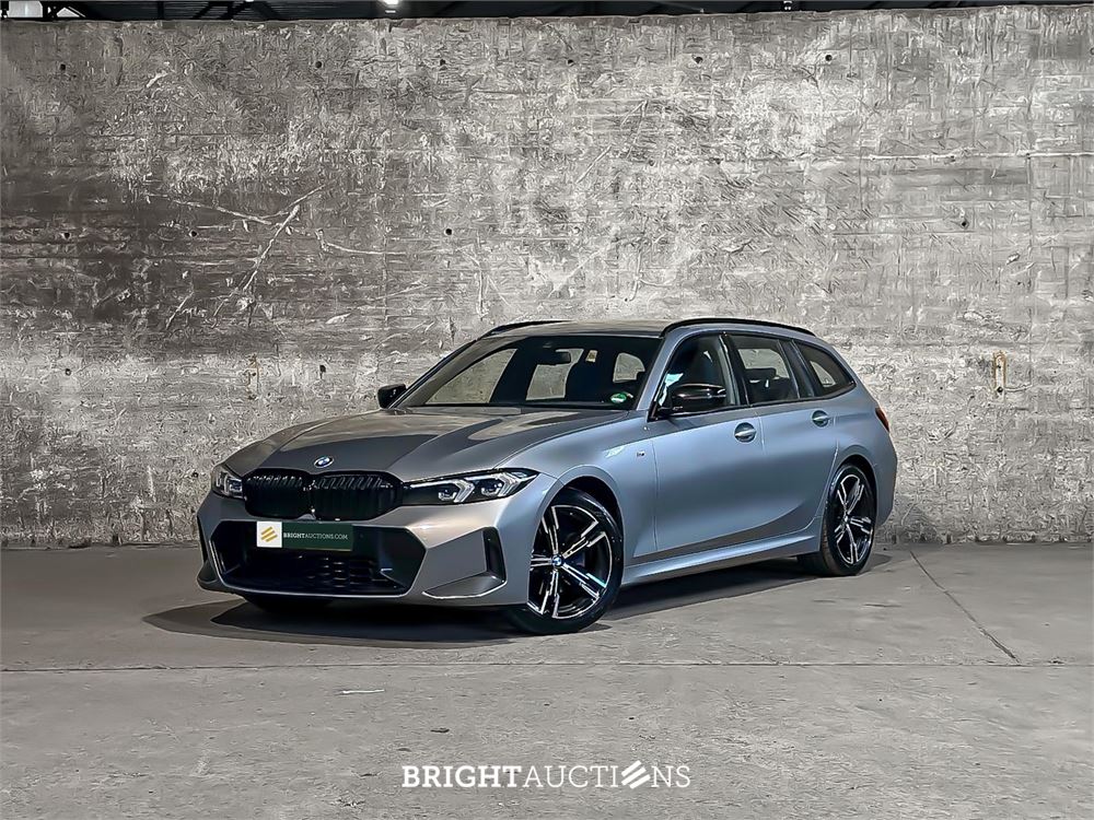 BMW 320d Touring M Soprt 190pk 2023 3-serie (Origineel-NL + 1e eigenaar), T-274-GG