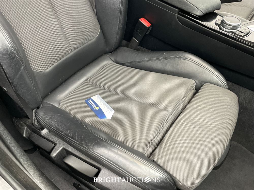 BMW 320i 3-serie Gran Turismo Luxury 184pk 2015 3-Serie, NH-052-Z