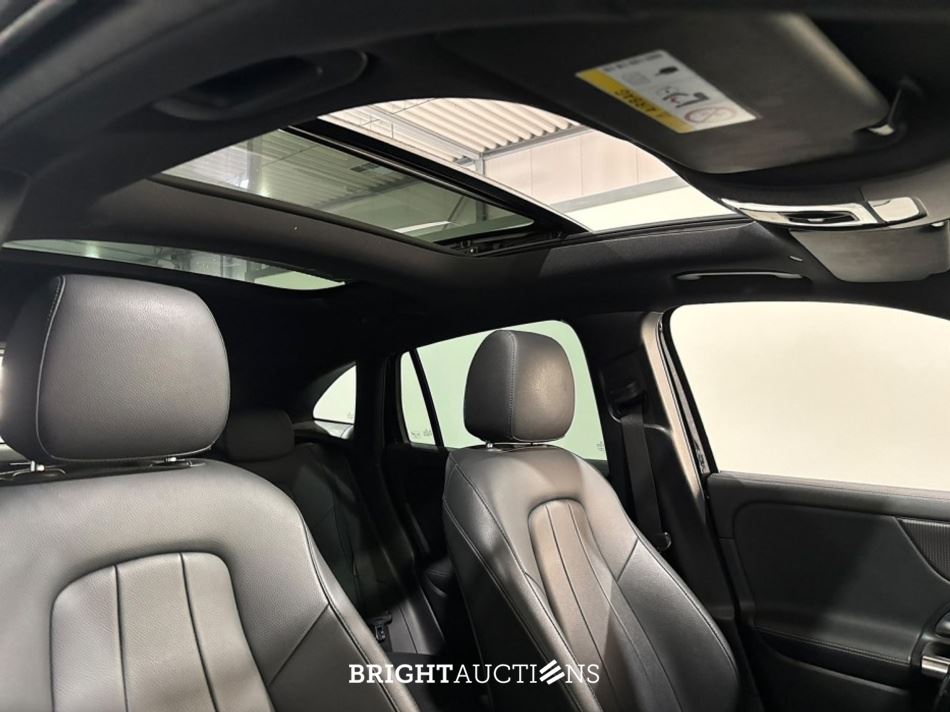 Mercedes-Benz EQA 25067 Business Solution Luxury 67 kWh 190pk 2021 (Origineel-NL) EQA-Klasse, N-610-HK