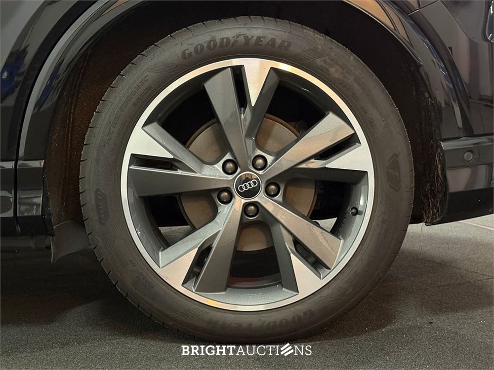 Audi Q4 40 S edition 77 kWh 2022 (Origineel-NL), R-864-KR