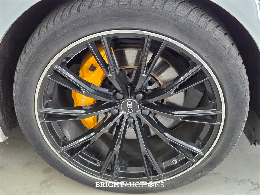 Audi e-tron 55 advanced Pro Line Plus Quattro 95 kWh 409pk 2018, J-305-VF