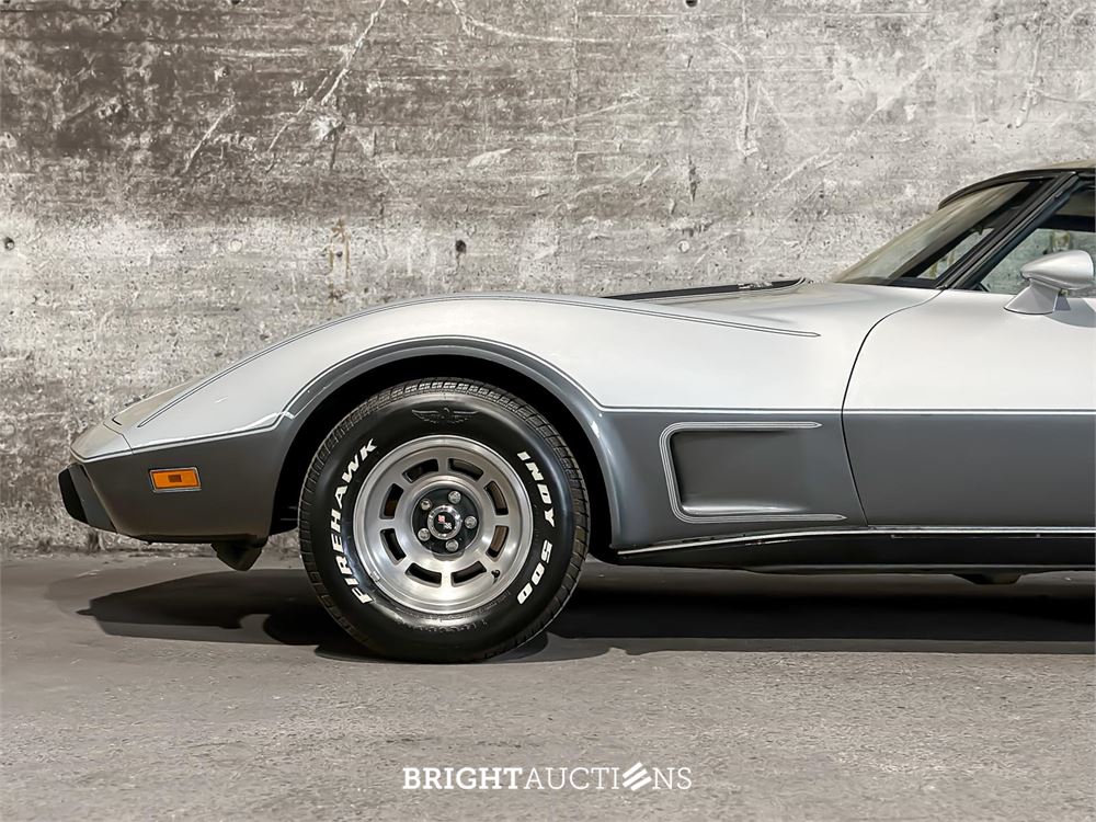 Chevrolet Corvette 5.7 V8 Convertible Two-Tone L-82 ANNIVERSARY EDITION 1 YZ 87 194pk 1978, 15-XXL-9