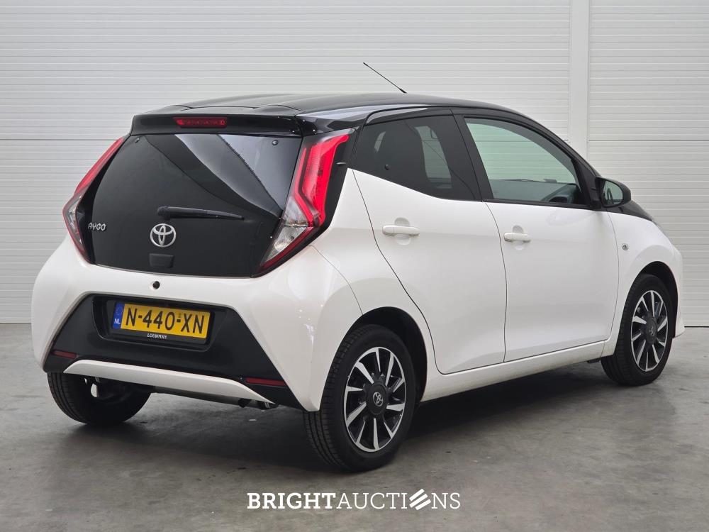 Toyota Aygo VVT-i x-cite ultimate 1.0 72pk 2022 (Origineel-NL), N-440-XN