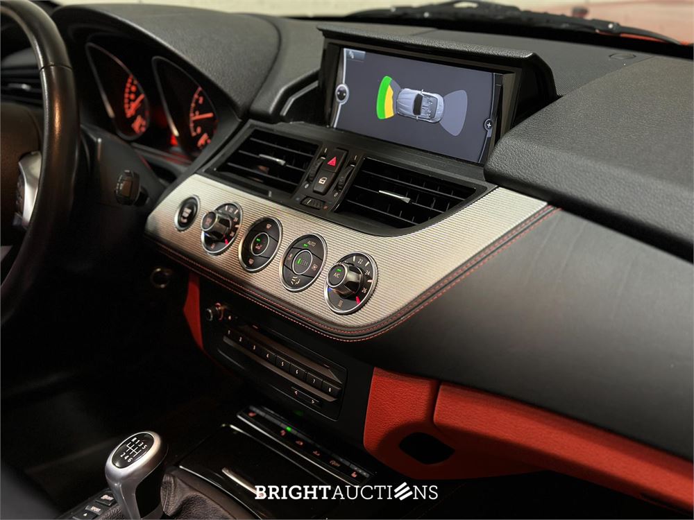 BMW Z4 Roadster sDrive18i Executive Design Pure Traction Uitvoering 156pk 2014 (Origineel-NL), 3-TRK-41 -67.534KM-
