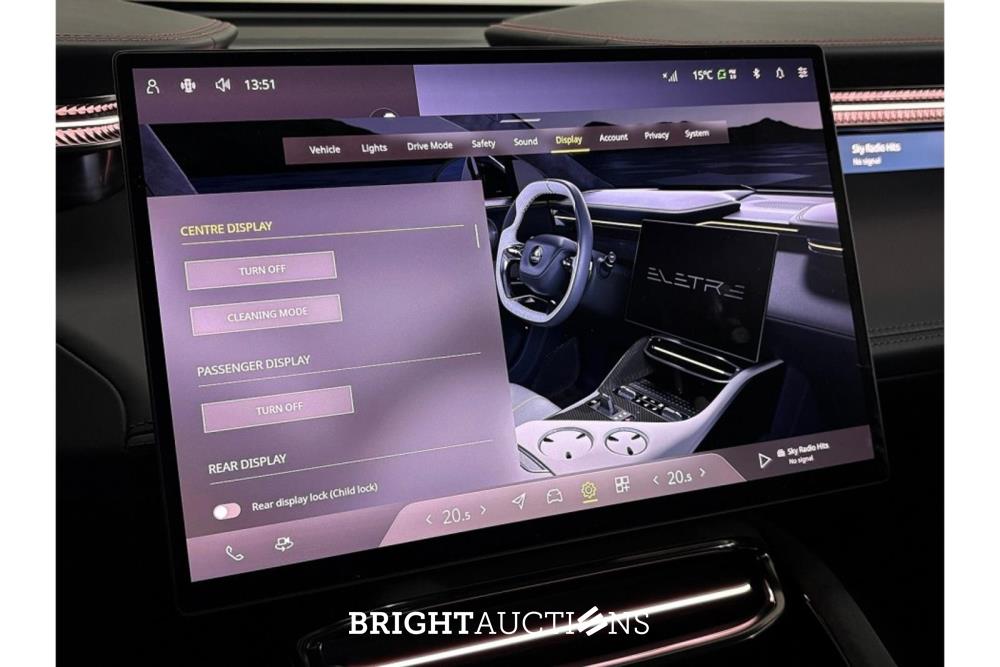 Lotus Eletre EDS 450 4WD 112 kWh 612pk 2023 (Origineel-NL), X-319-JJ