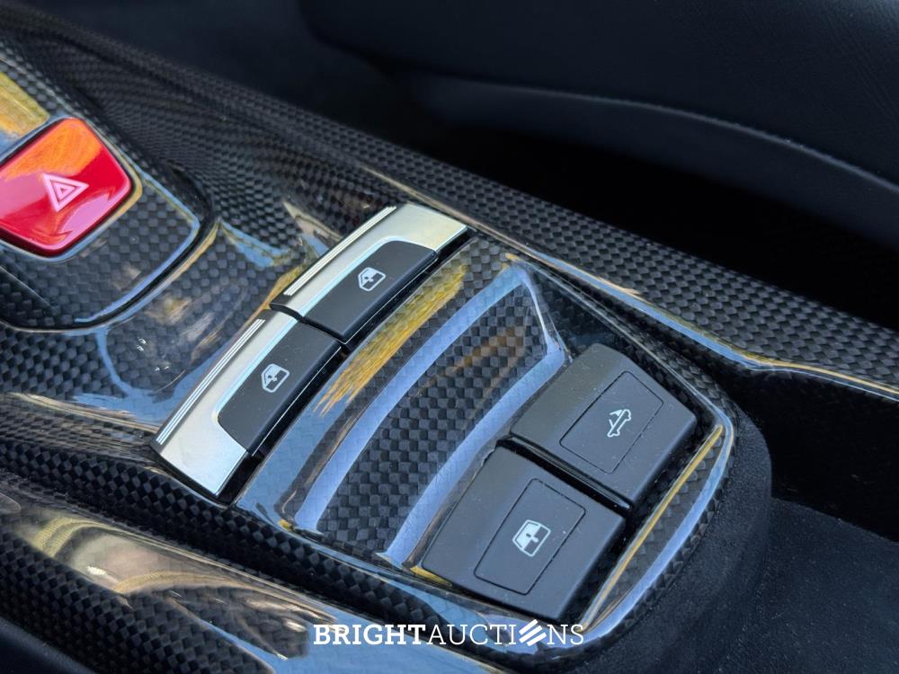 Ferrari 488 Spider HELE 3.9 V8 -Full Carbon- 670pk 2018, GFG-98-P
