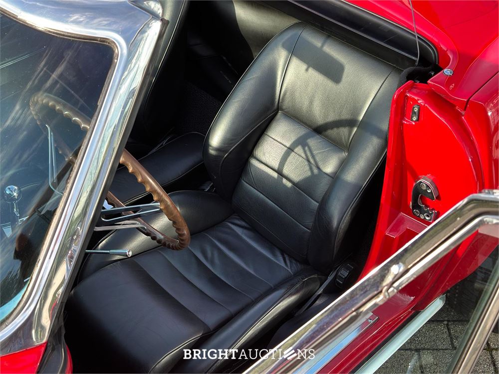 Chevrolet Corvette C2 Sting Ray  Convertible 5.7 V8 (1965), DL-45-58