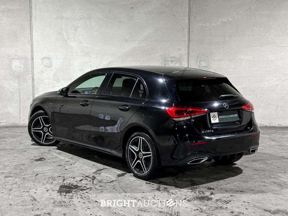 Mercedes-Benz A250 e Business Solution AMG Limited A-klasse 160pk 2021 (Origineel-NL), K-518-SP