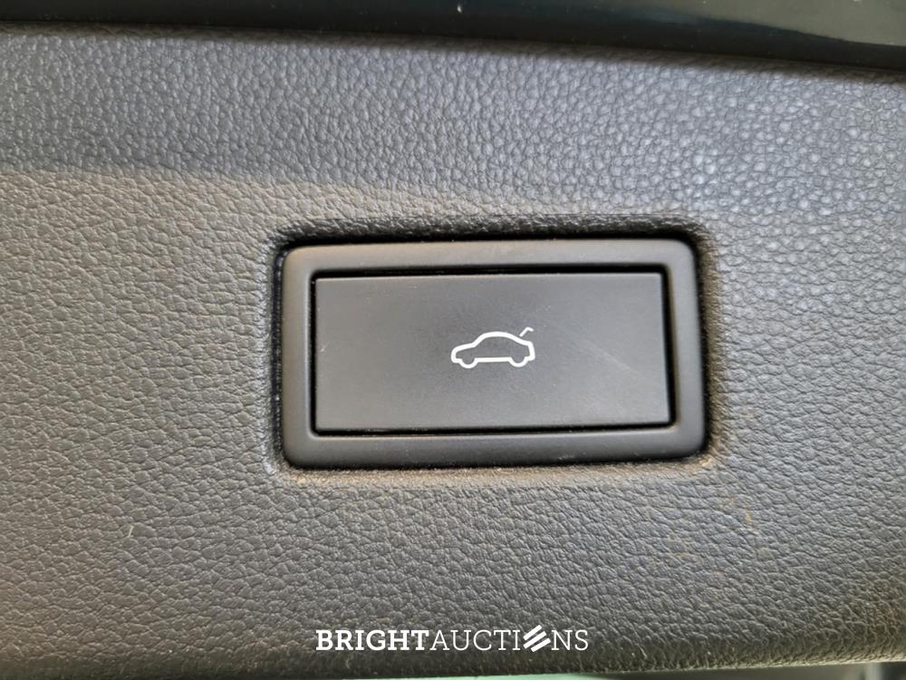 Volkswagen Tiguan Life Business 1.5 TSI 150pk 2022 (Origineel-NL), N-324-VR