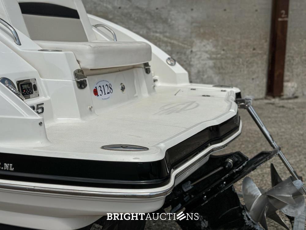 Chaparral 225 SSi Sportboot / Speedboot met Kajuit, MerCruiser 300pk – 2012