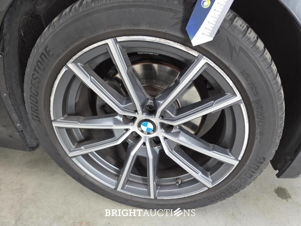 BMW 3-serie Executive Edition 184pk 2019 (Origineel-NL), ZL-125-N