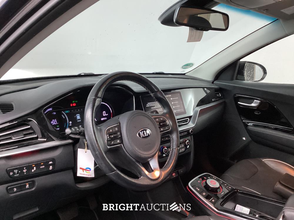 Kia Niro e- ExecutiveLine 64 kWh 204pk 2020 (Origineel-NL), H-398-ZD