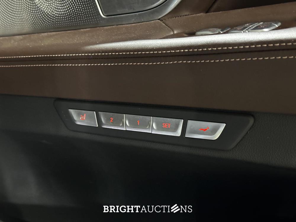 BMW 750Li xDrive High Executive 4.4 V8 7-serie 449pk 2017, XF-396-X