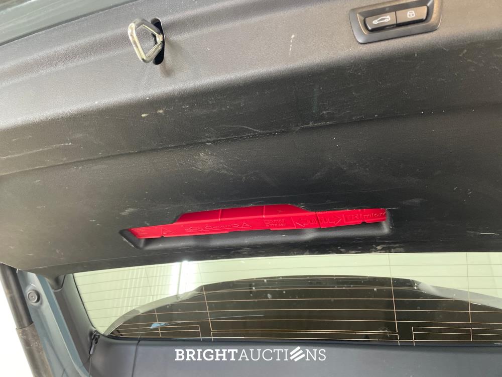 BMW X1 sDrive18i 136pk 2023 (Origineel-NL), S-253-PN