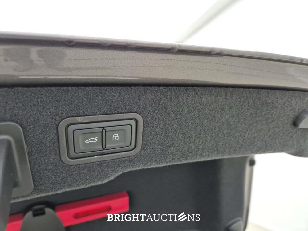 Audi A8 60 E TFSI Quattro 476pk 2023 (Origineel-NL), S-092-LX