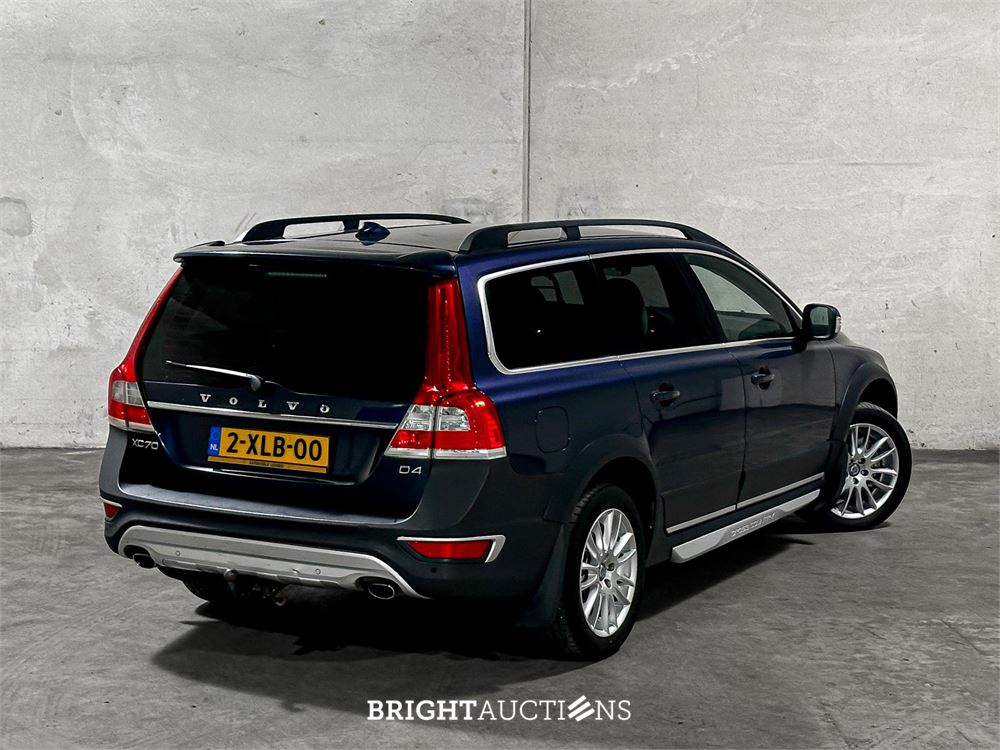 Volvo XC70 2.0 D4 FWD Momentum 181pk 2014 (Origineel-NL) Automaat, 2-XLB-00