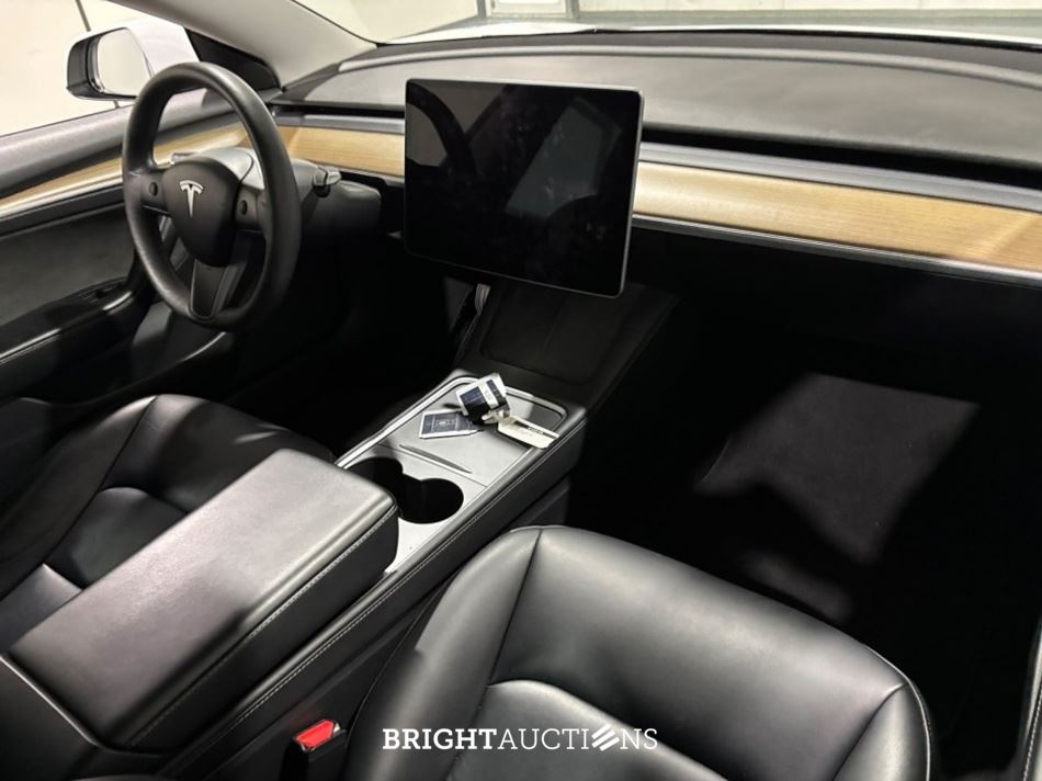 Tesla Model 3 RWD 60 kWh 283pk 2023 (Origineel-NL), S-157-TN