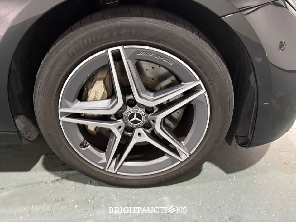 Mercedes-Benz e 300 e E-Klasse Estat AMG Line 333pk 2023 (Origineel-NL) E-klasse, T-538-VD