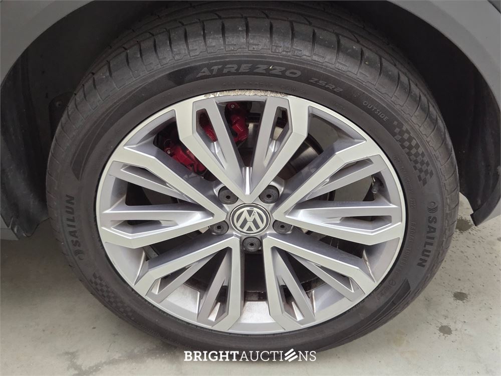 Volkswagen T-Roc Sport Business R 1.5 TSI 150pk 2019, K-189-NZ