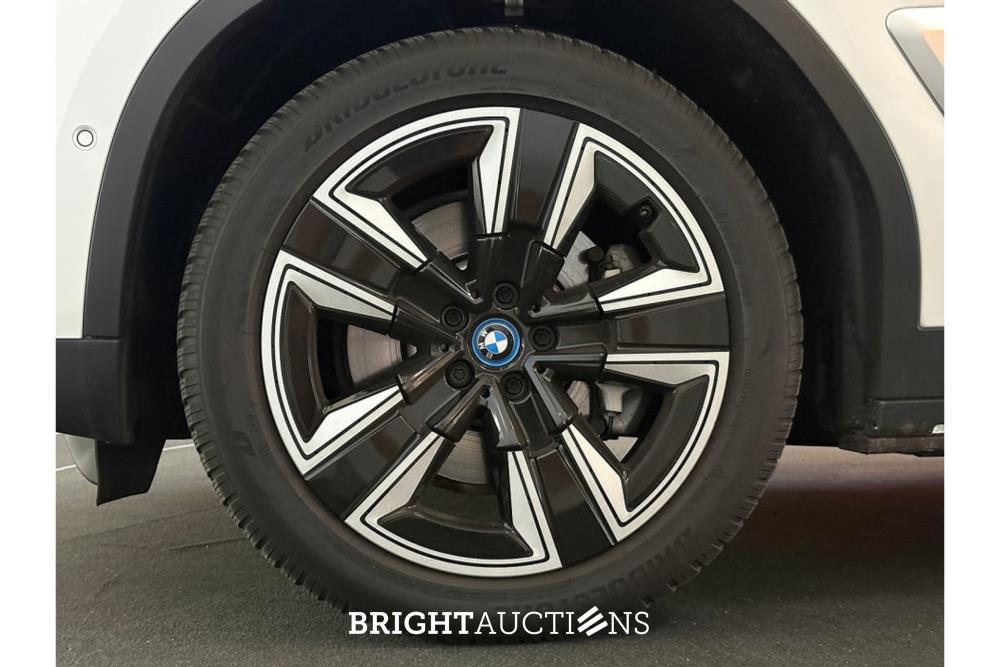 BMW iX3 Executive 80 kWh 286pk 2021 (Origineel-NL), L-873-ZT