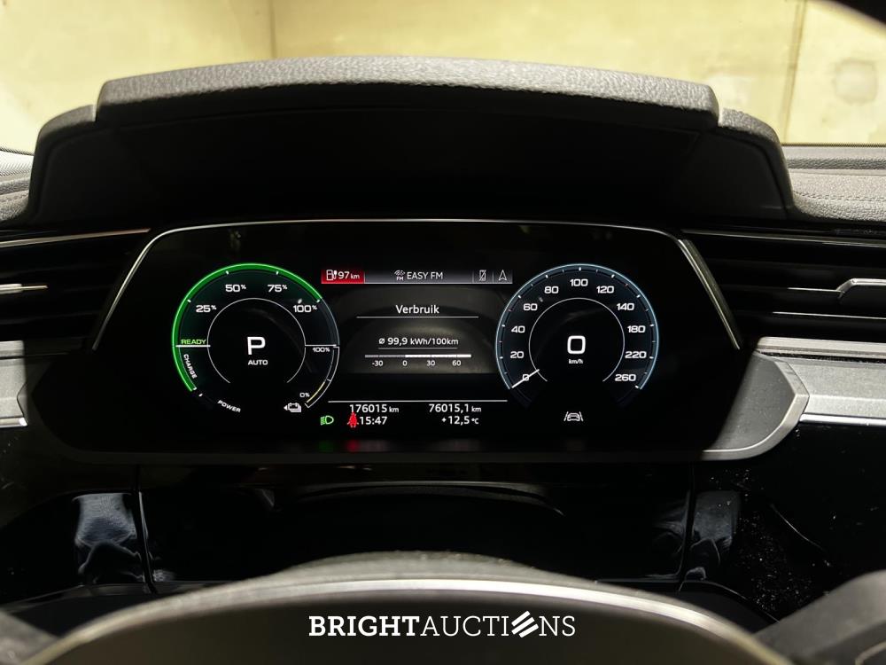 Audi e-tron 50 Quattro Launch Edition 71 kWh 313pk 2019 (Origineel-NL), G-370-ZV