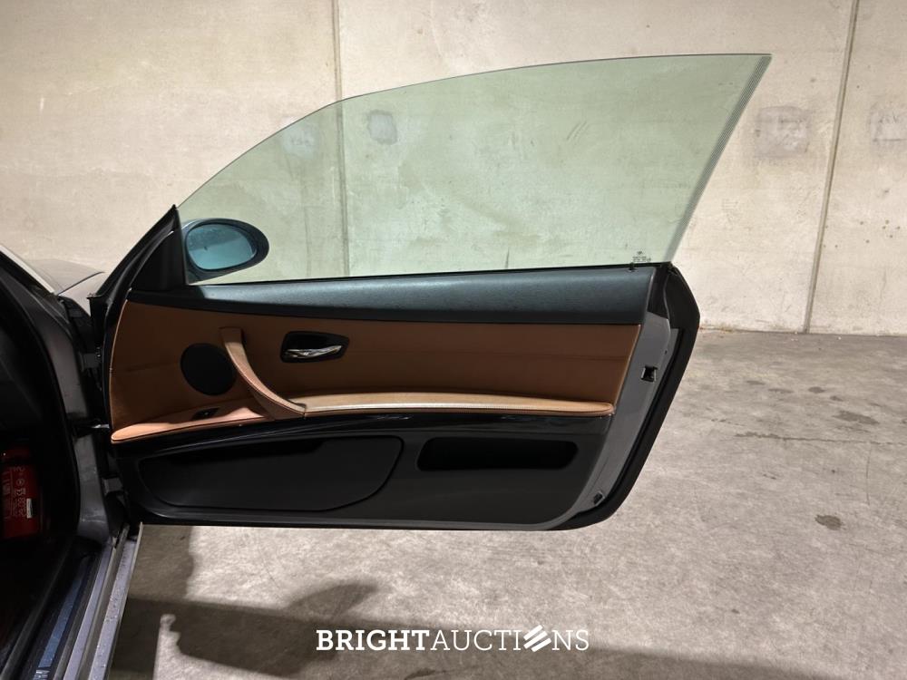 BMW 325i Cabrio 3.0 V6 3-serie 218pk 2008, 1-TRX-62