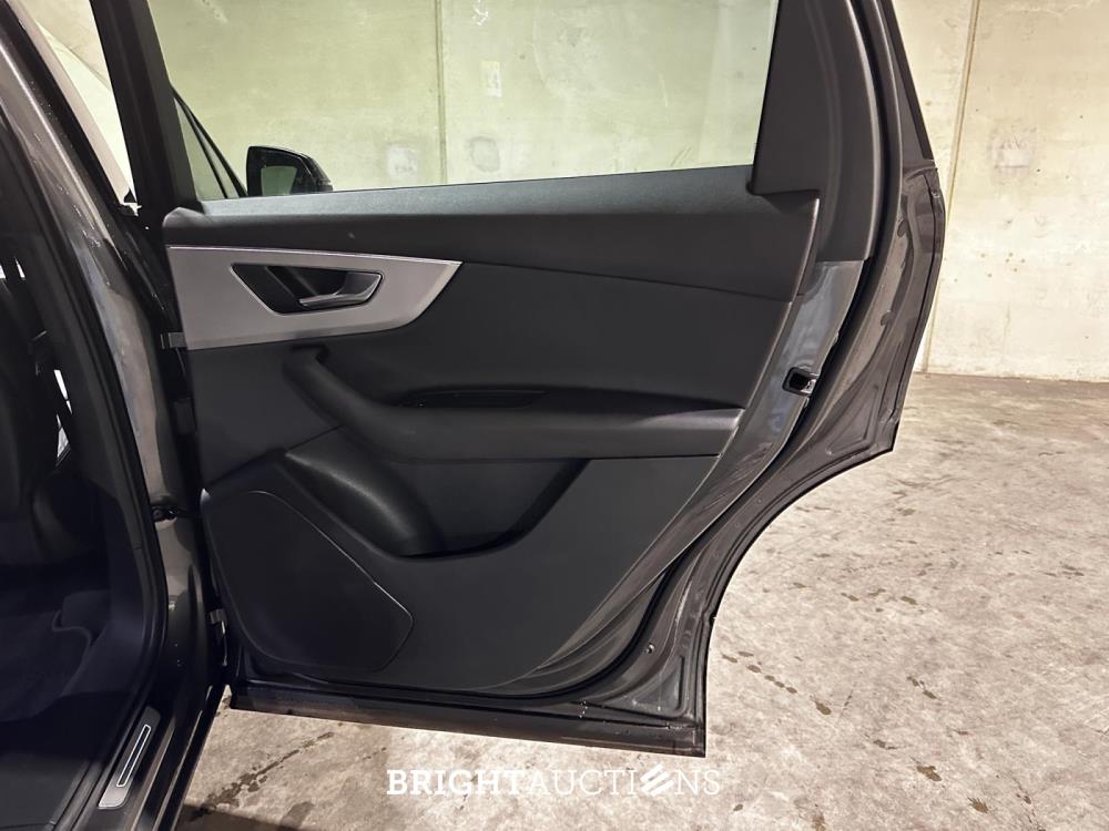 Audi Q7 55 TFSI e Quattro Pro Line Plus 3.0 380pk 2020, N-611-PF