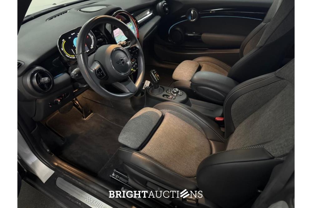 MINI Mini Classic 33 kWh 184pk 2022 (Origineel-NL), P-348-ZV