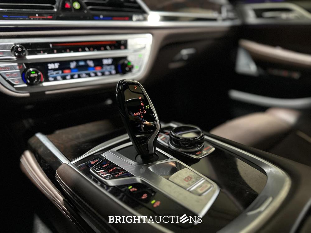 BMW 750Li xDrive High Executive 4.4 V8 7-serie 449pk 2017, XF-396-X