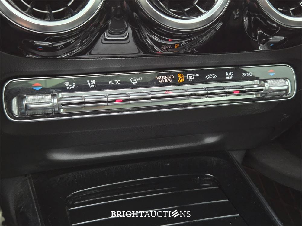 Mercedes-Benz B180d Launch Edition Premium 116pk 2019 B-klasse, L-741-HP