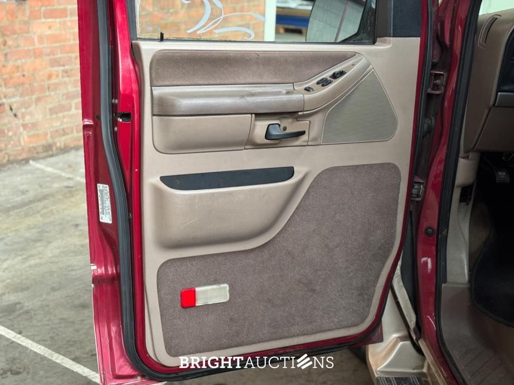 Ford E150 5.0 1993, 95-VH-NN