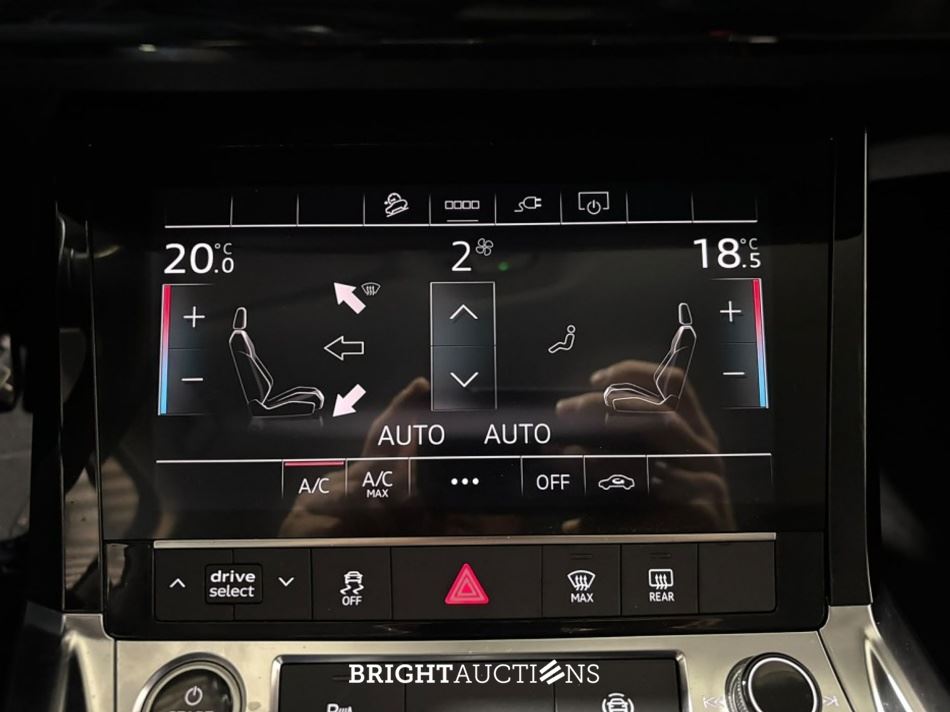 Audi e-tron 55 edition Quattro 95 kWh 408pk 2022 (Origineel-NL), R-329-SF