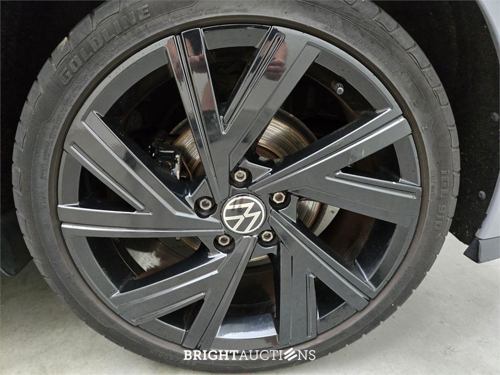 Volkswagen Golf eTSI R-Line 1.5 150pk 2020, K-312-TF