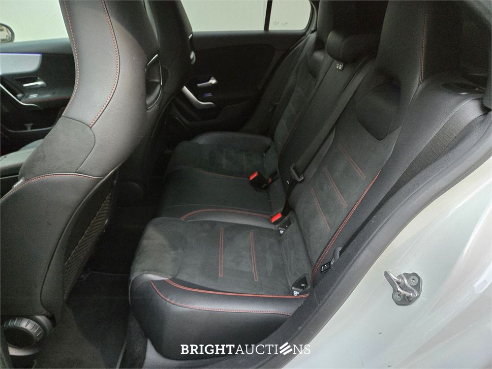 Mercedes-Benz A250 e Business Solution AMG Limited 262pk 2021 (Origineel-NL) A-klasse, K-502-LP