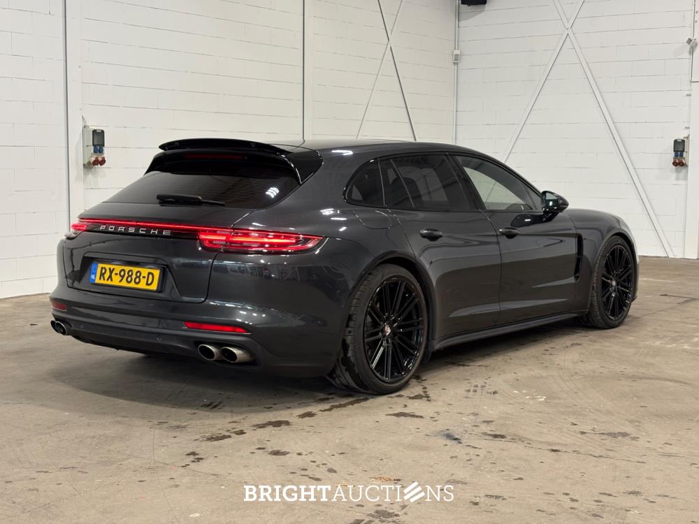 Porsche Panamera Sport Turismo 4 E-Hybrid 2.9 330pk 2018 (Origineel-NL), RX-988-D