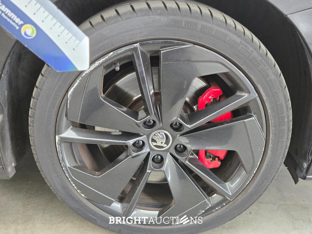 Škoda Octavia Combi iV RS 2.0 TSI 245pk 2021, R-156-SR