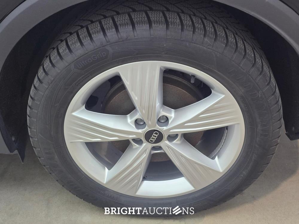 Audi Q4 e-tron 35 Edition 55 kWh 170pk 2022 (Origineel-NL), R-847-TD