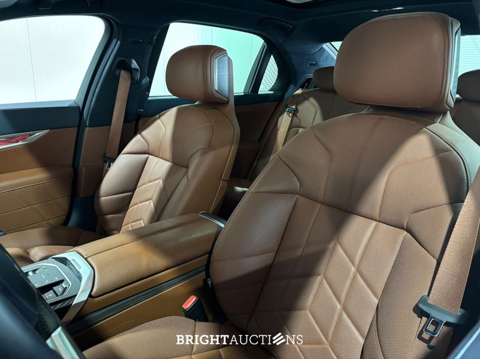 BMW 740d xDrive 7 Serie Full Option! 286pk 2025 (Origineel-NL) 7-Serie, HSN-33-V