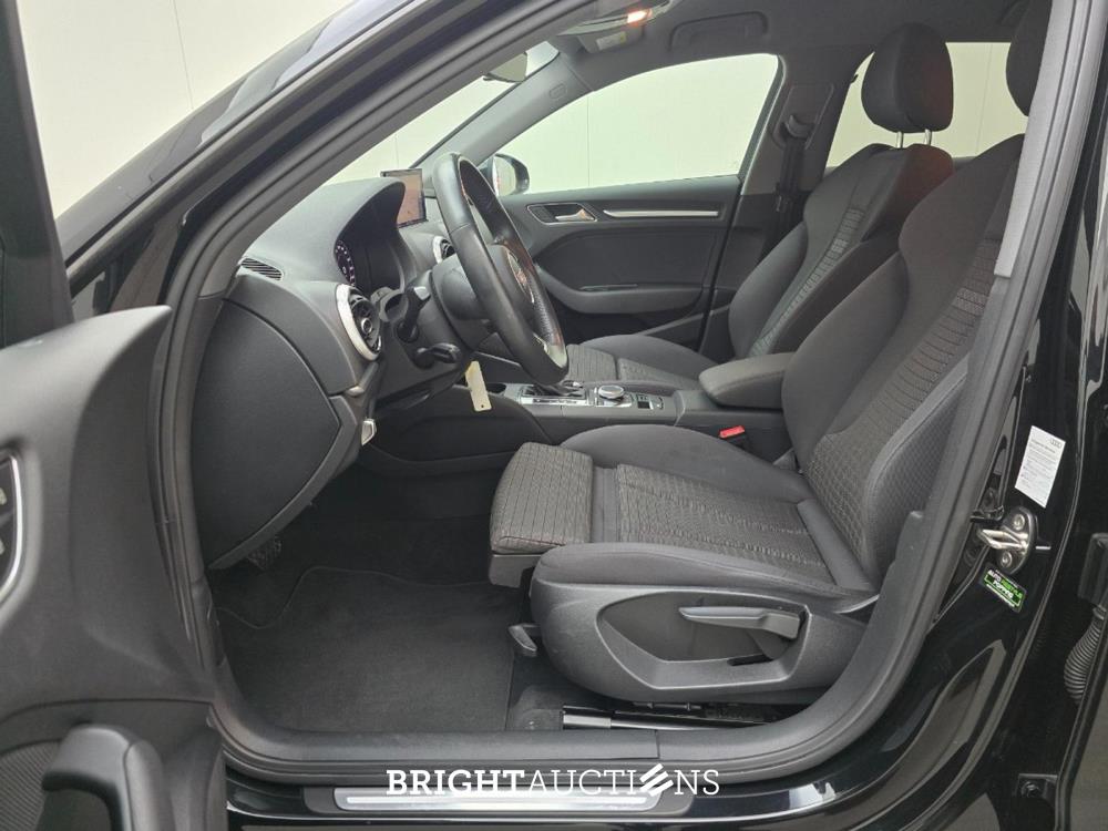 Audi A3 Sportback 30 Sport S Line Edition TFSI 116pk 2019 (Origineel-NL), ZV-837-X
