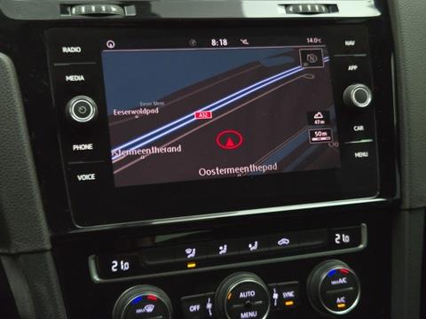 Volkswagen Golf Highline Business R 1.5 TSI 150pk 2019 (Origineel-NL), XG-637-X