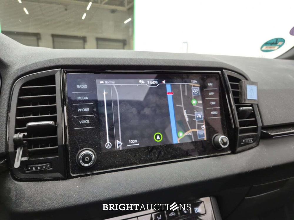 Škoda Karoq Sportline Business 1.5 TSI DSG 150pk 2022, S-582-JL