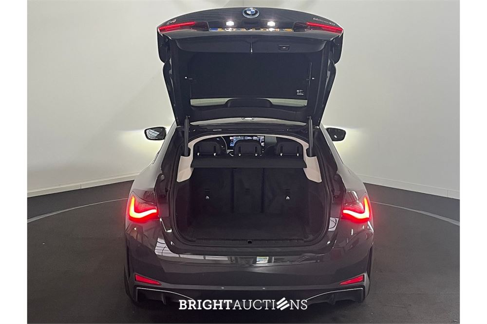 BMW i4 eDrive40 High Executive 84 kWh 2023 (Origineel-NL), T-695-BB