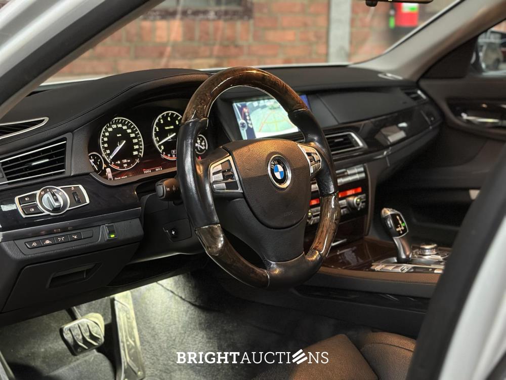 BMW ActiveHybrid7 F04 4.4 V8 465pk 2011 F04 Youngtimer