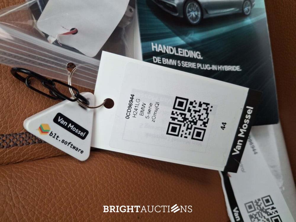 BMW 530e Iperformance M Sport 296pk 2020 (Origineel-NL) 5-Serie, H-241-LG