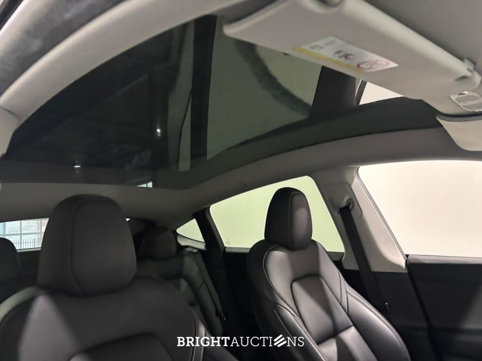 Tesla Model Y RWD 58 kWh 238pk 2023 (Origineel-NL), S-167-PJ