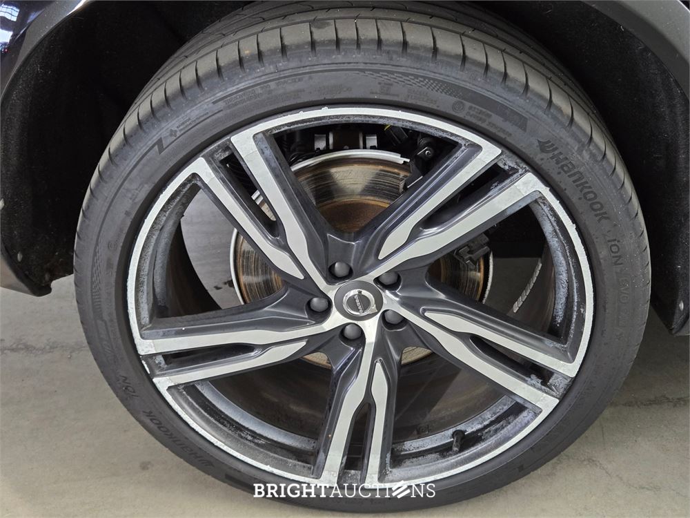Volvo XC90 T8 Twin Engine R-Design 2.0 AWD 320pk 2016, T-183-RP