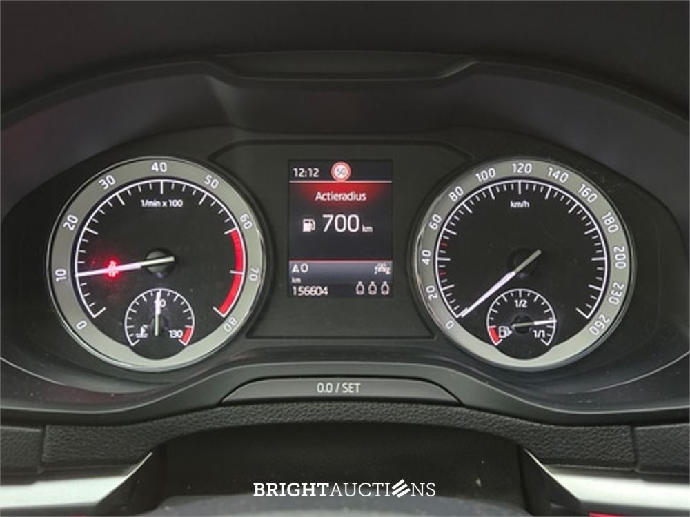 Škoda Karoq Business Edition Plus 1.0 TSI 110pk 2022 (Origineel-NL), N-869-PD