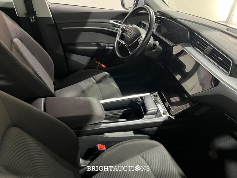 Audi e-tron 55 Advanced edition Quattro 95 kWh 408pk 2021 (Origineel-NL), N-548-FB